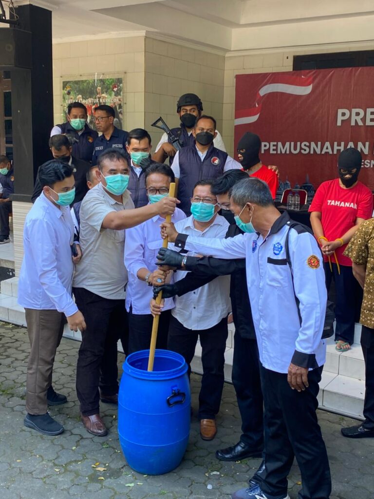 Polda Jateng Gelar Press Release dan Pemusnahan Barang Bukti Narkoba